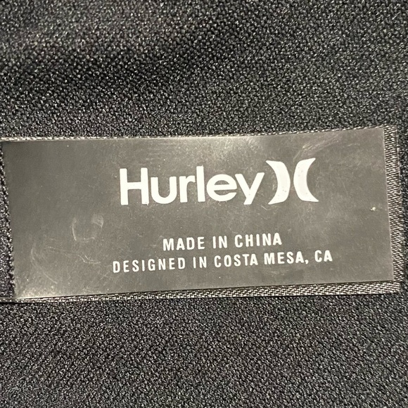 Hurley Swimsuit S Black Cross Back One Piece Beach Pool Vacation NWT - Picture 9 of 11